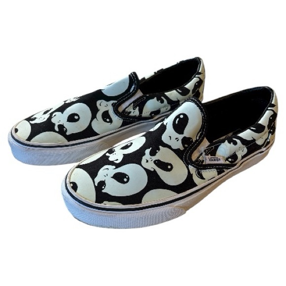Vans Special Edition Glow in the Dark  Slip-On Sneakers- size 8 - Picture 2 of 8